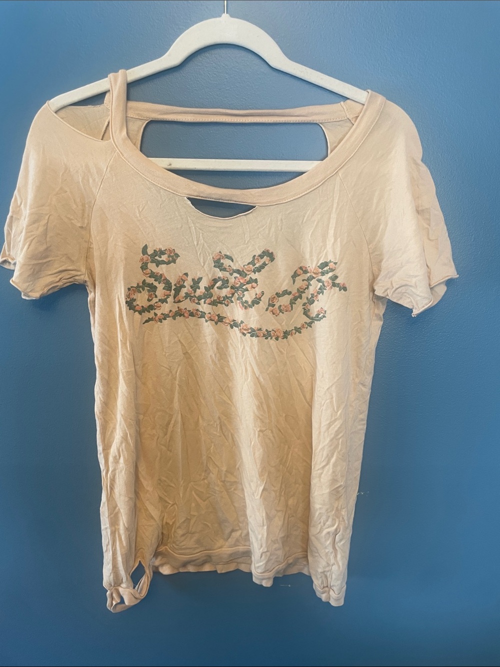 Chaser Beige Short Sleeve Tee with Floral Script Graphic